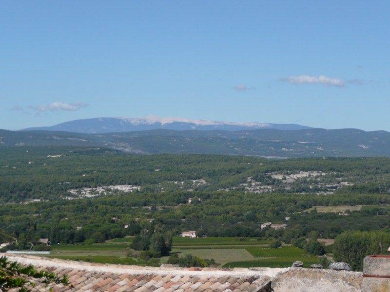 18th Century Village House for sale in Menerbes with two terrace and a nice view to the Mont Ventoux