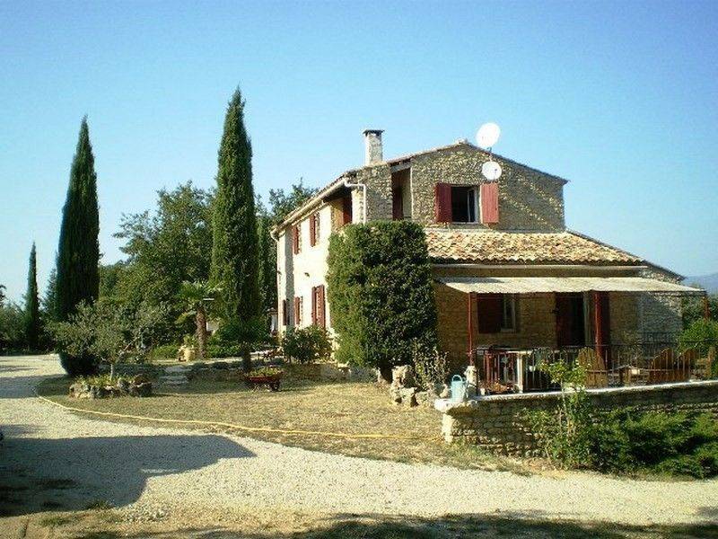 Stone House for sale with garden, swimming pool and 2 cottages