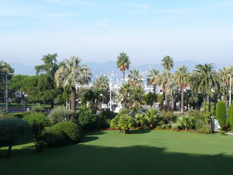 Appartement à Cannes avec vue sur les Iles de Lérins