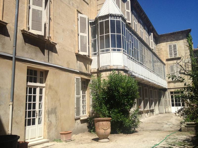 Acheter un hôtel particulier avec jardin Avignon intra muros
