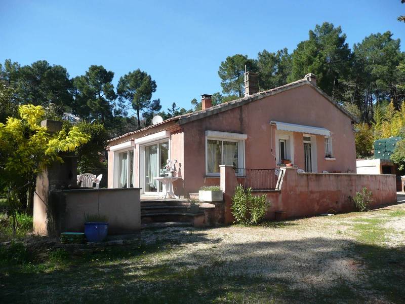 A vendre maison de plain pied avec jardin à Roussillon