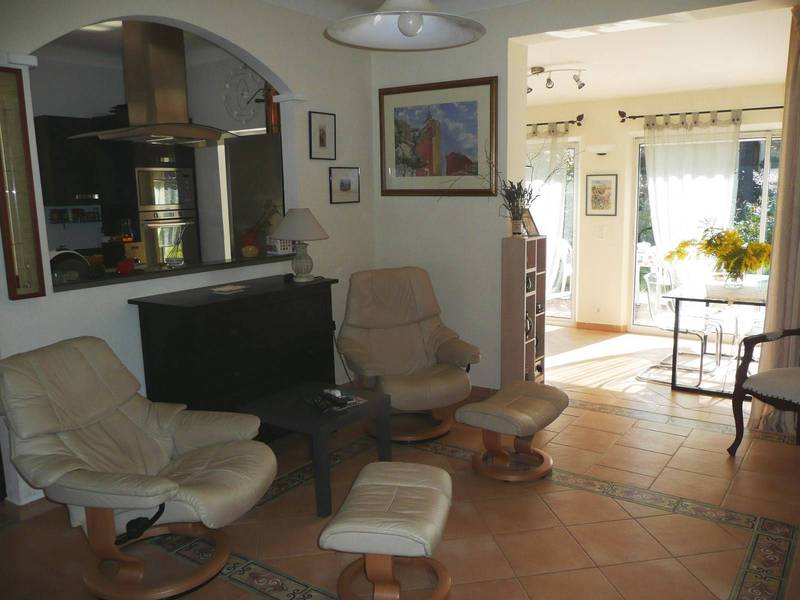 Villa restaurée à vendre à Roussillon