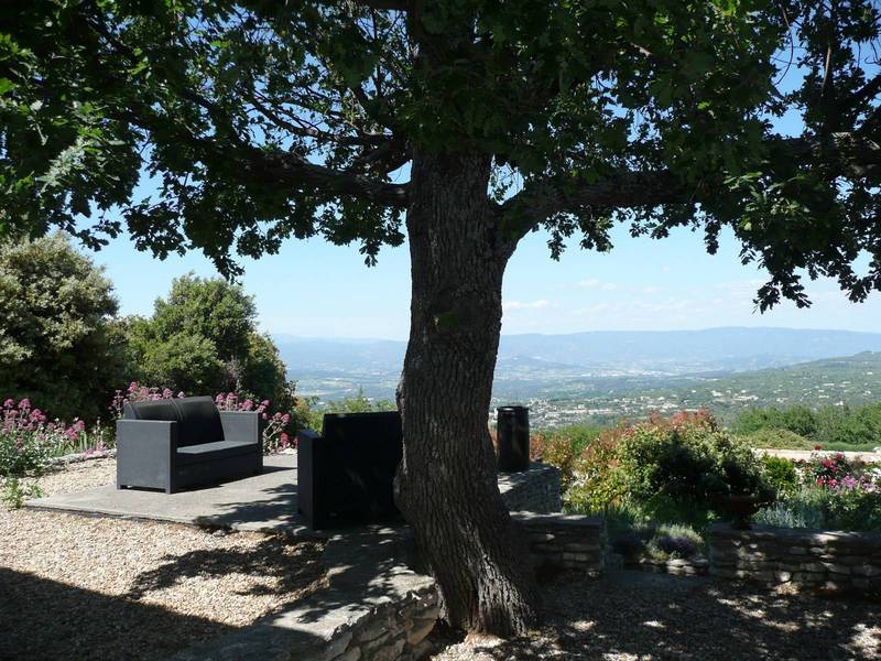 Vente d'une propriété à Bonnieux avec vue sur le Mont Ventoux