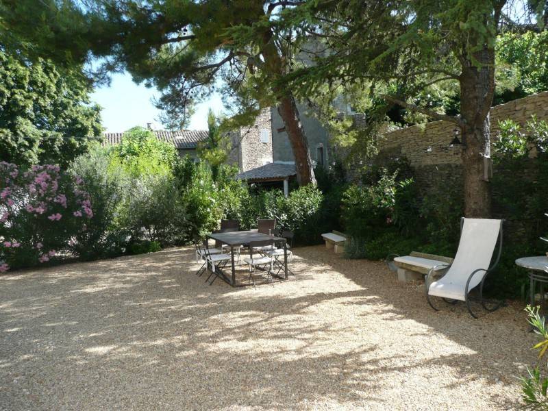 Maison de Village  Cabrières d' Avignon Village de Cabrières Maison de village avec jardin et piscine