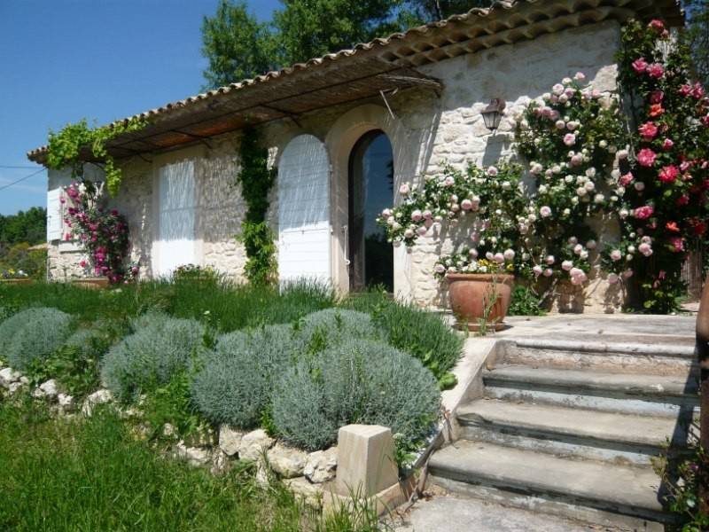 Mas en Pierre  Aix en Provence Aix à 10 minutes Mas 18ème restauré 230 m2 habitables avec 9681 m2 de terrain et une piscine