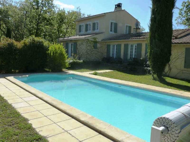 Villa  Menerbes Menerbes centre village à 800 mètres Villa avec piscine et jardin arboré au calme