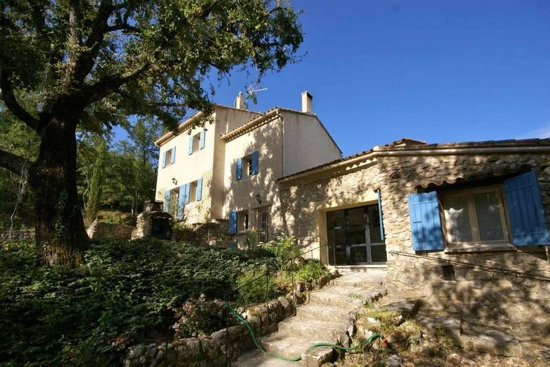 Bastidon  Menerbes Bonnieux, Lacoste et Menerbes à 5 minutes Maison entièrement restaurée avec jardin et piscine