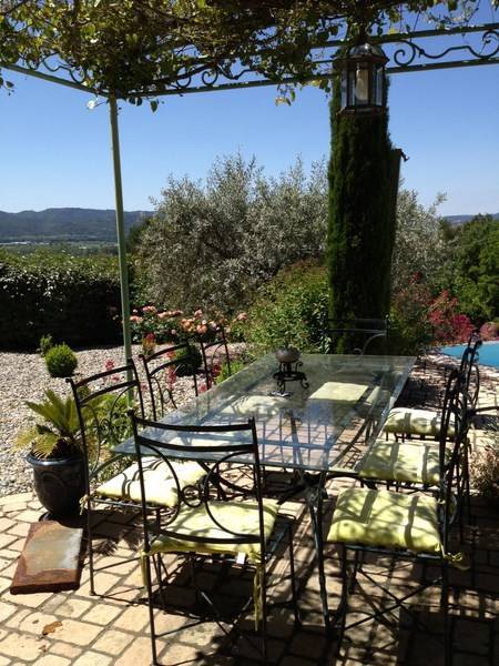 Villa  Lourmarin à 10 minutes Luberon sud entre Avignon et Aix en Provence Position dominante superbe vue