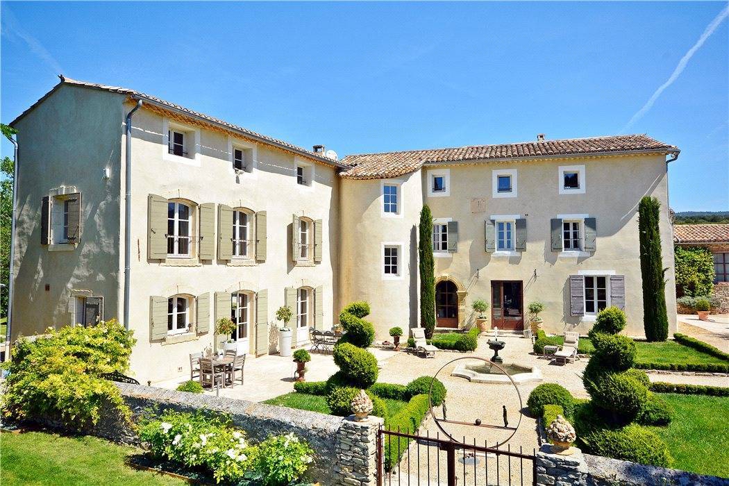 Bastide à vendre près du Golf de Saumane de Vaucluse