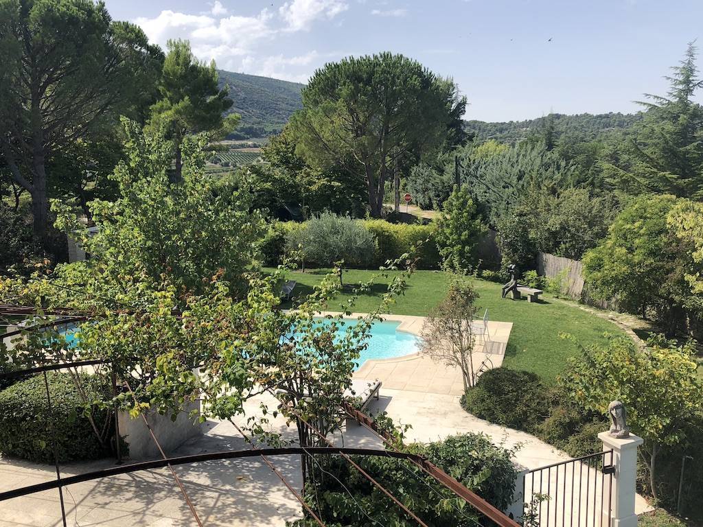Villa de luxe en vente à Bonnieux par l'agence immobilière du luberon à Menerbes