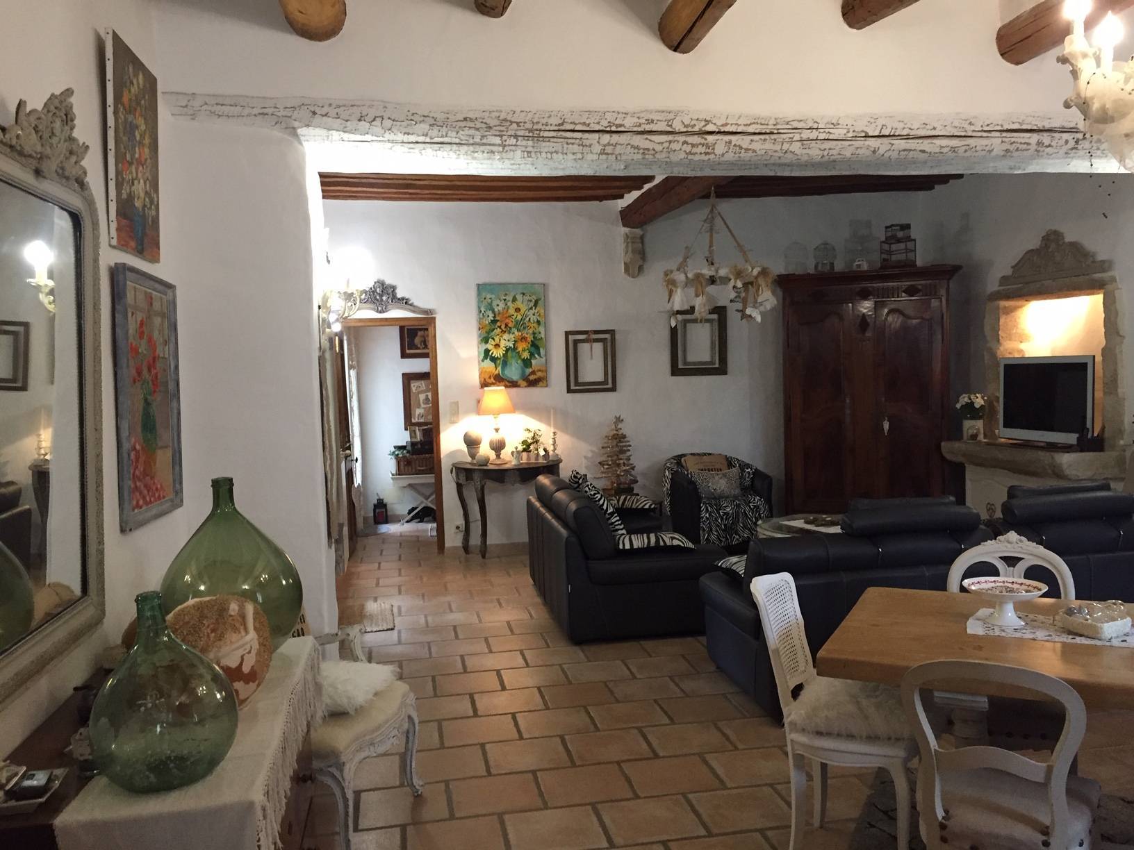 immobilier pernes les fontaines