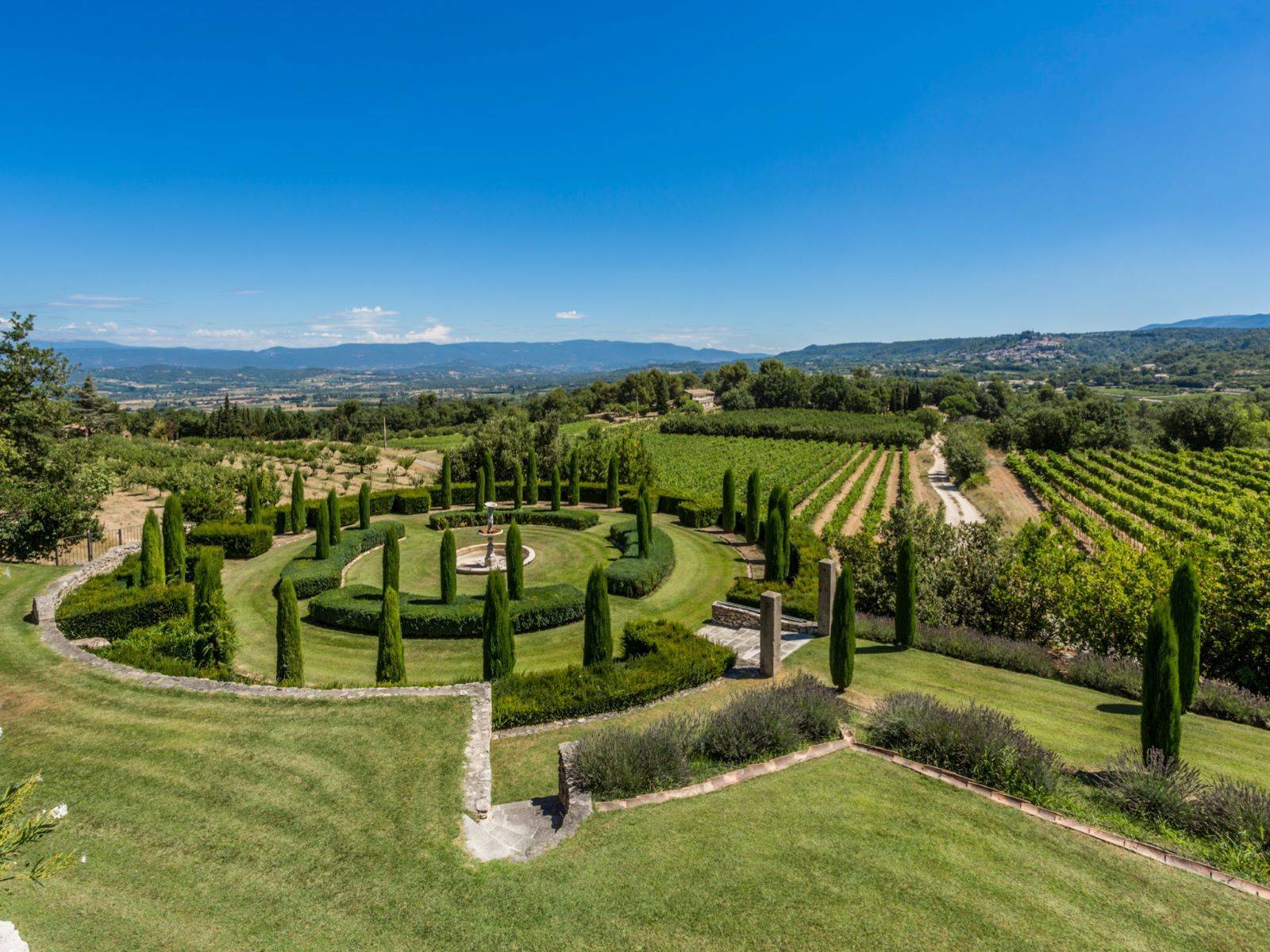 Propriété de prestige à vendre à Bonnieux