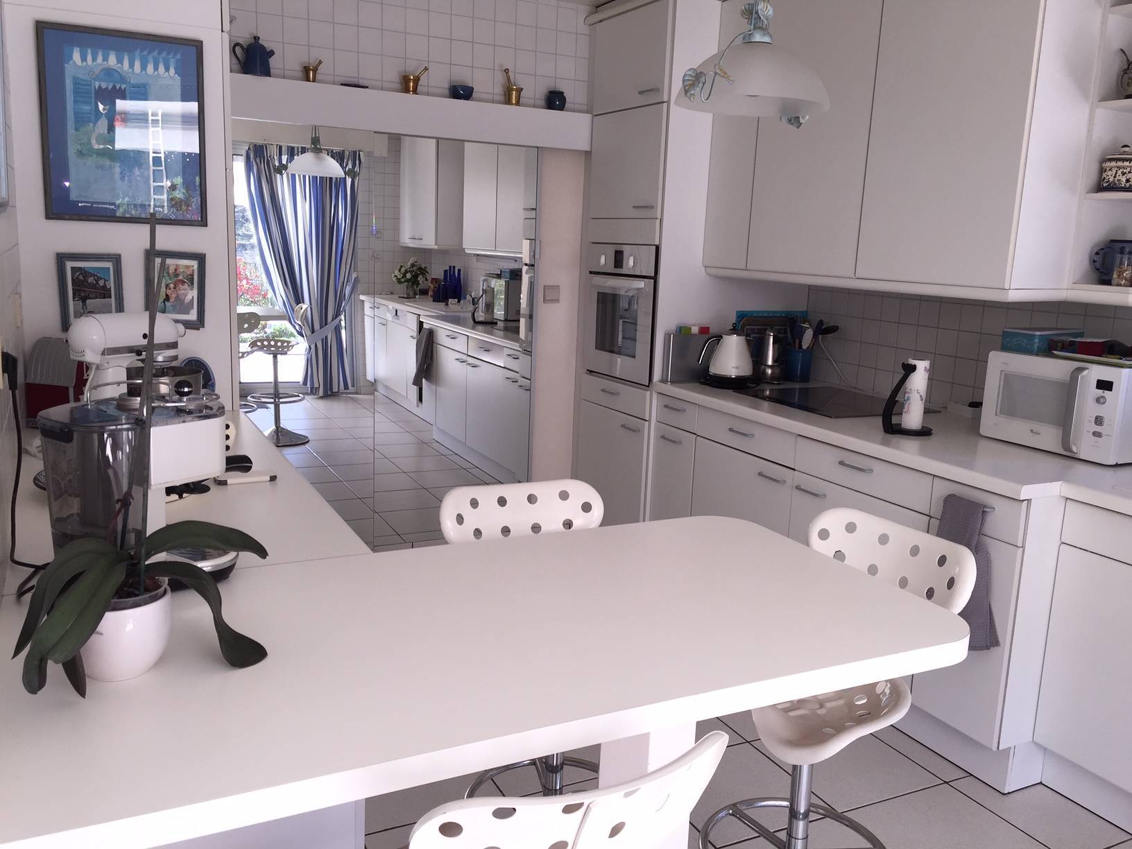 Maison d'architecte à vendre à Menerbes avec une vue panoramique