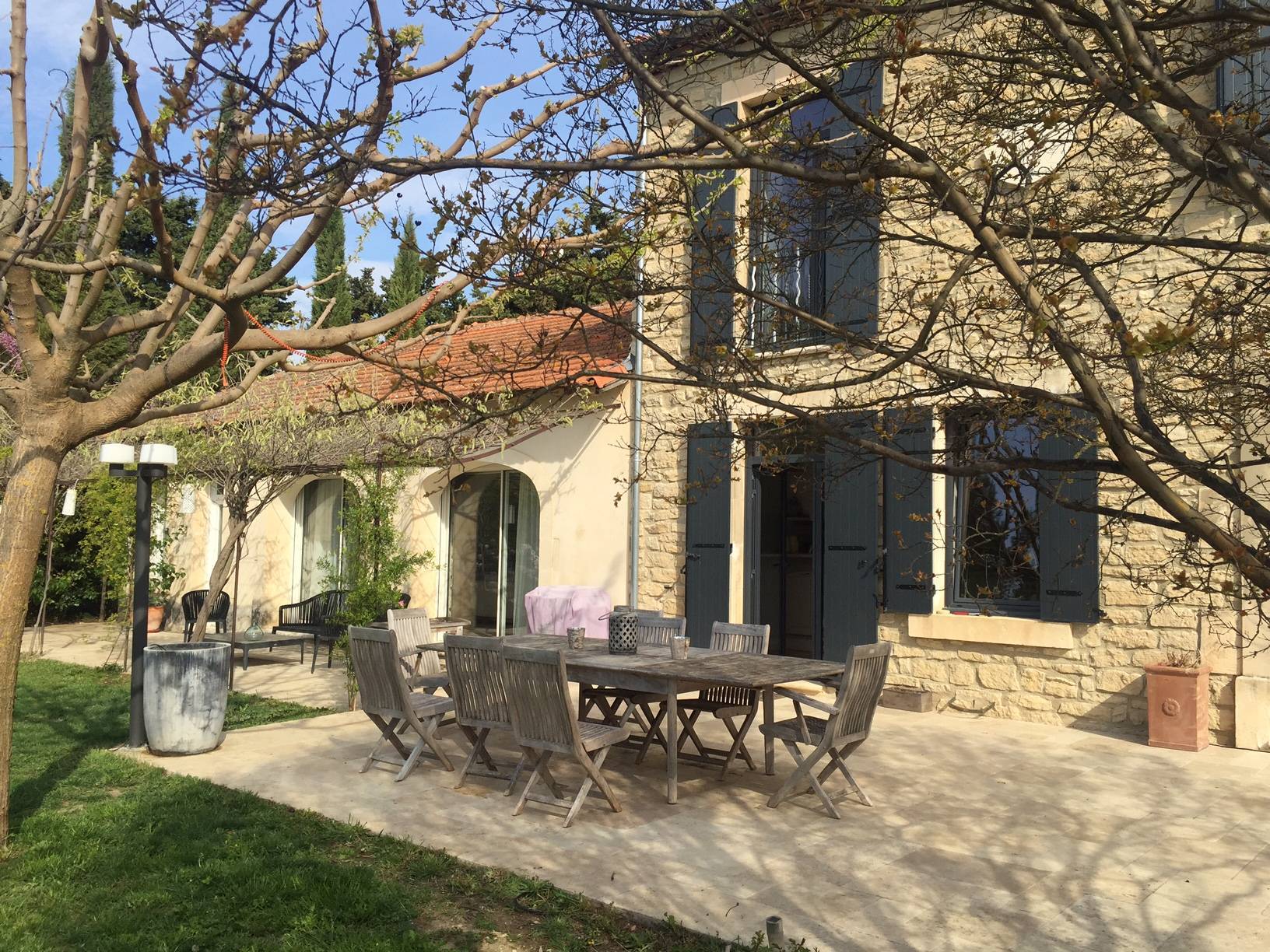 Mas ancien restauré à vendre à Pernes les Fontaines avec son oliveraie