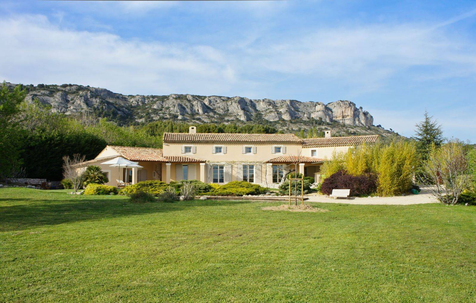 Mas à vendre près de Lourmarin avec une belle vue