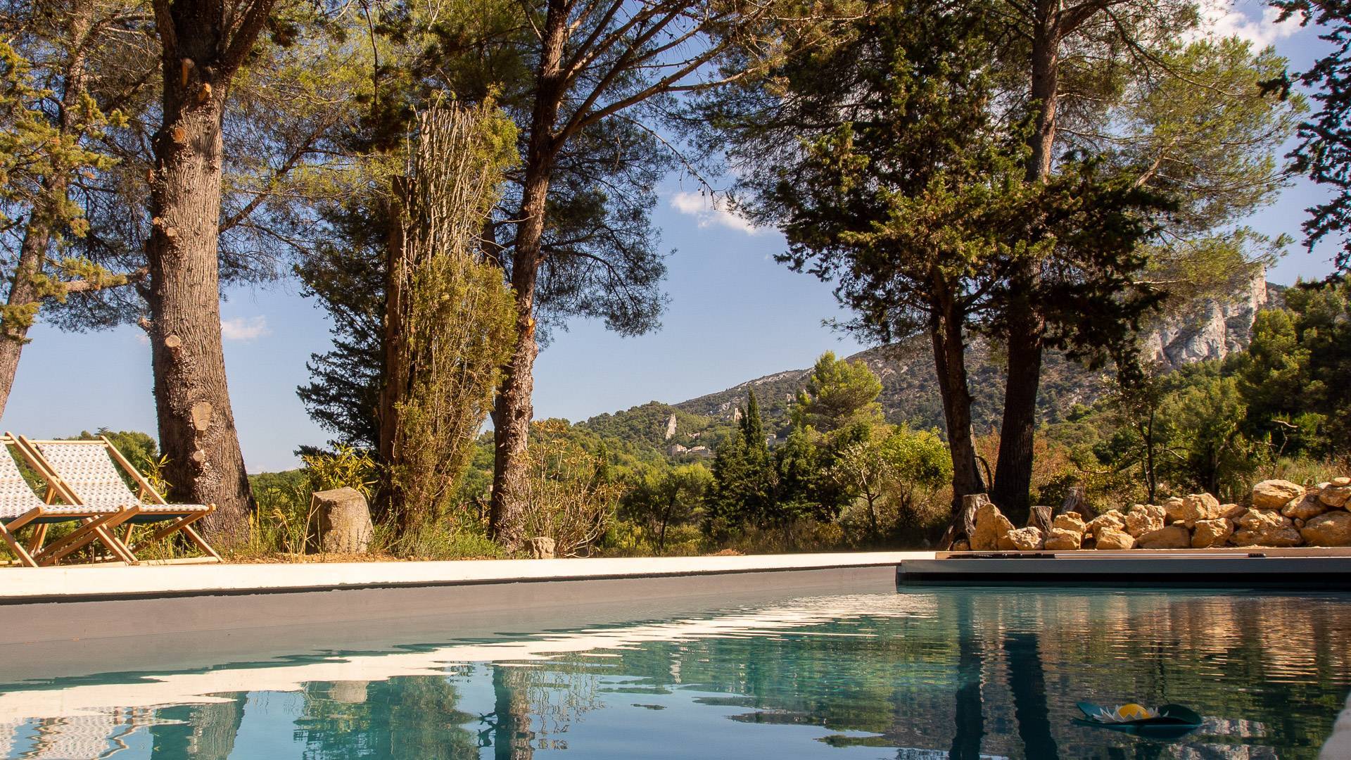 Maison de charme à vendre à Oppède avec un très bel envirronnement