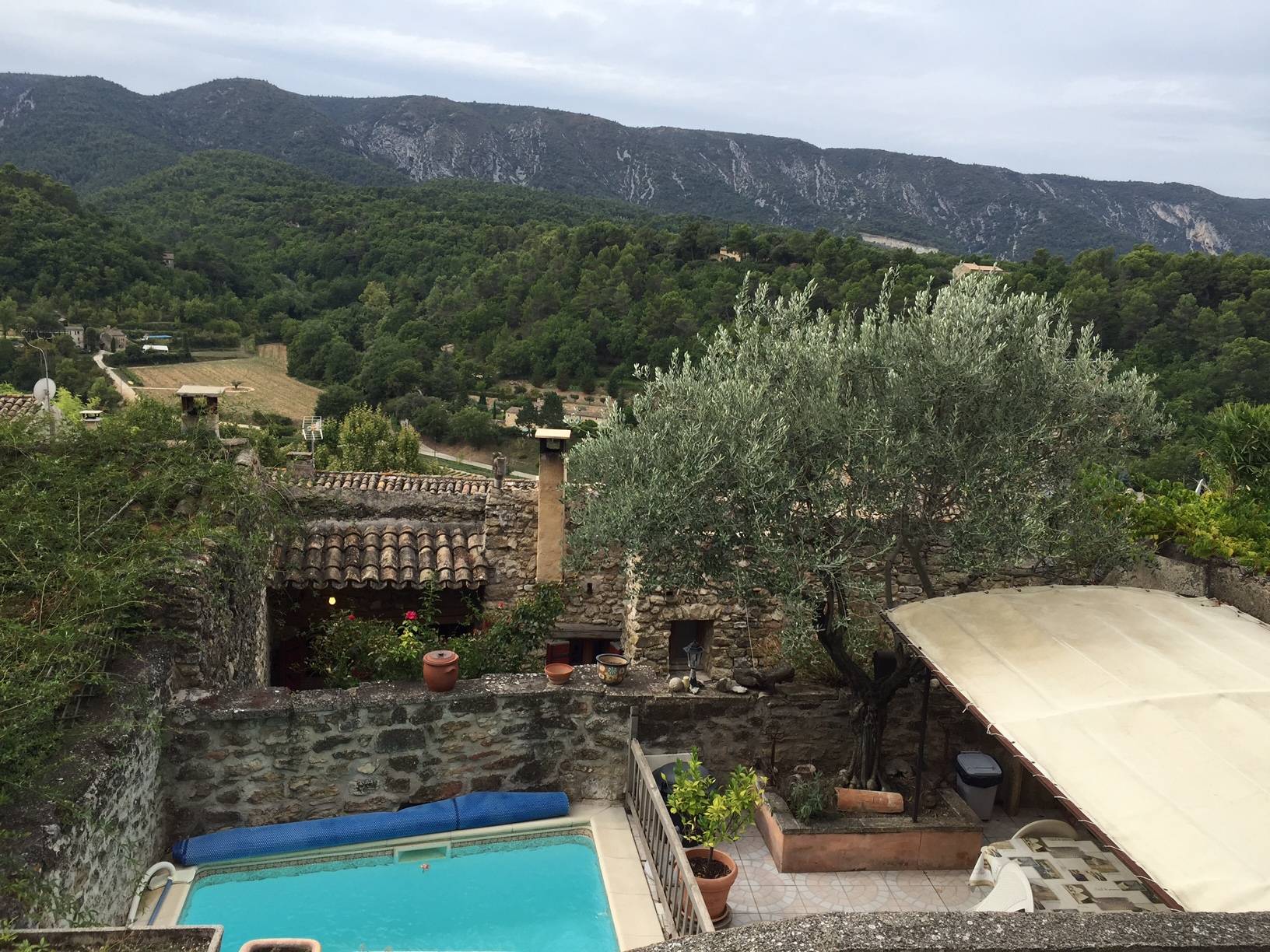 maison de village à vendre à Menerbes avec cour intérieure et piscine