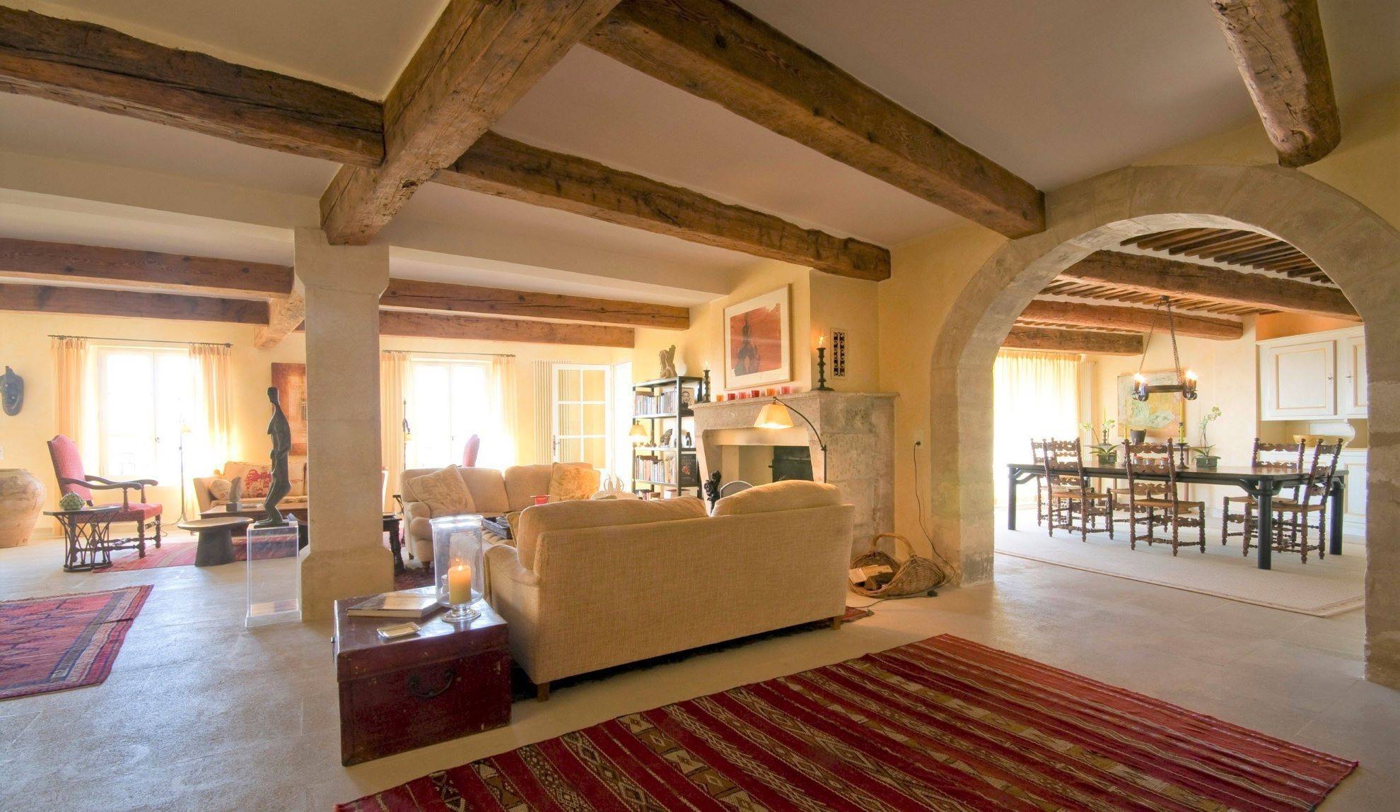 luxury house in gordes