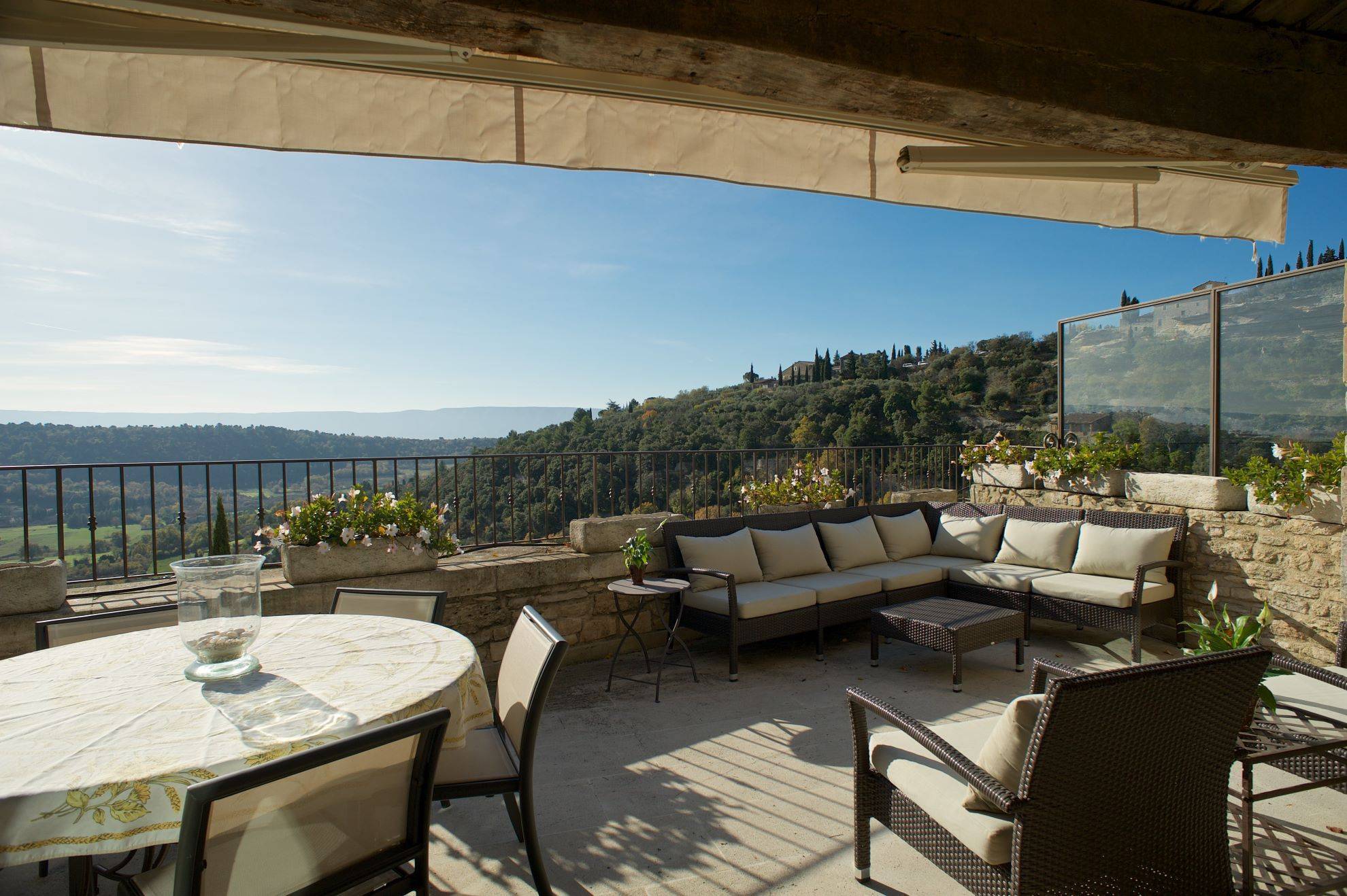 propriété de prestige à gordes