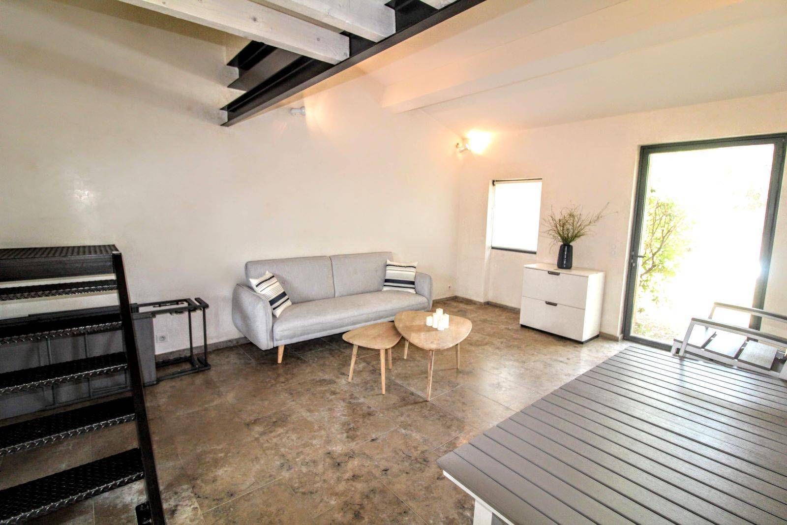 Maison moderne à vendre à Gordes