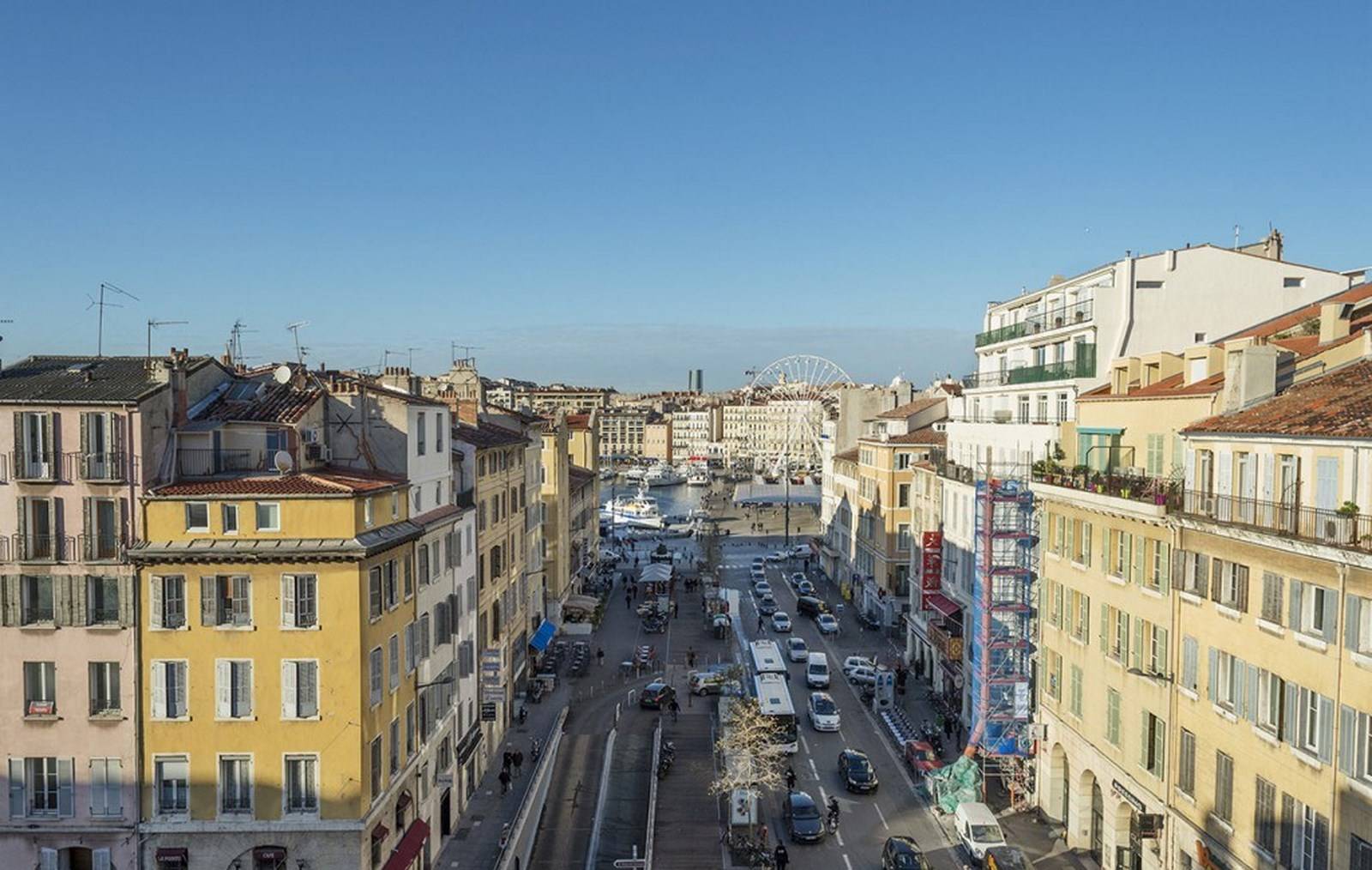 A vendre appartement duplex avec vue sur le vieux port