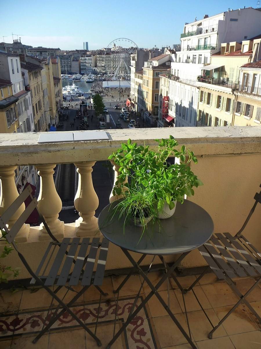 A vendre appartement de prestige avec vue sur le vieux port de Marseille