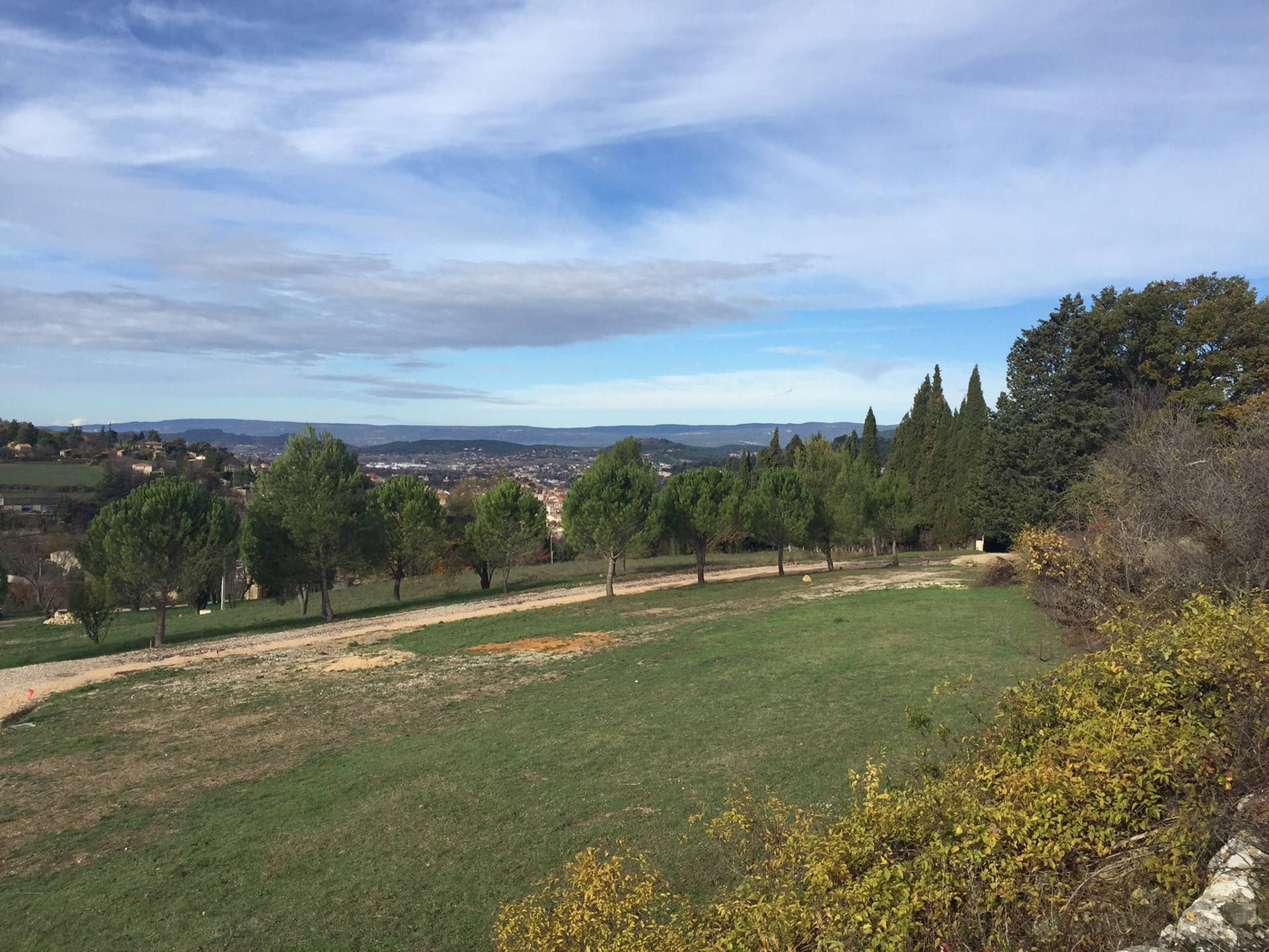 Acheter un terrain constructible dans le Luberon