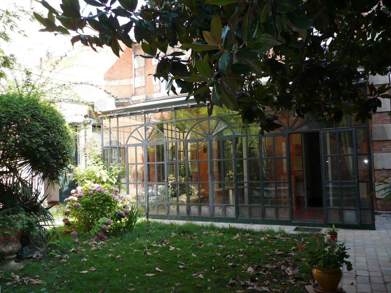 Charme et authenticité dans cette demeure à la vente en Avignon