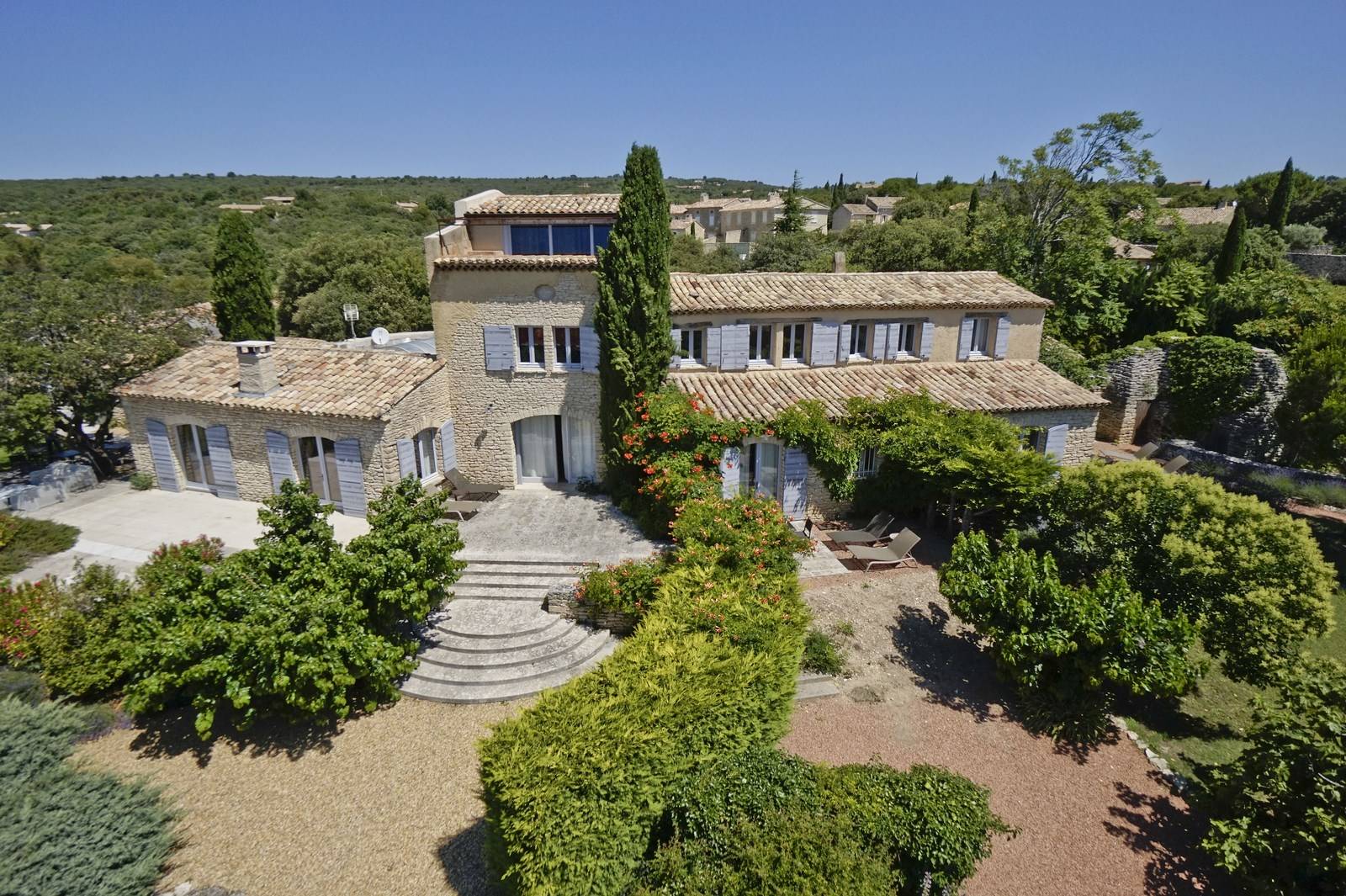 Gordes bastide de prestige à vendre