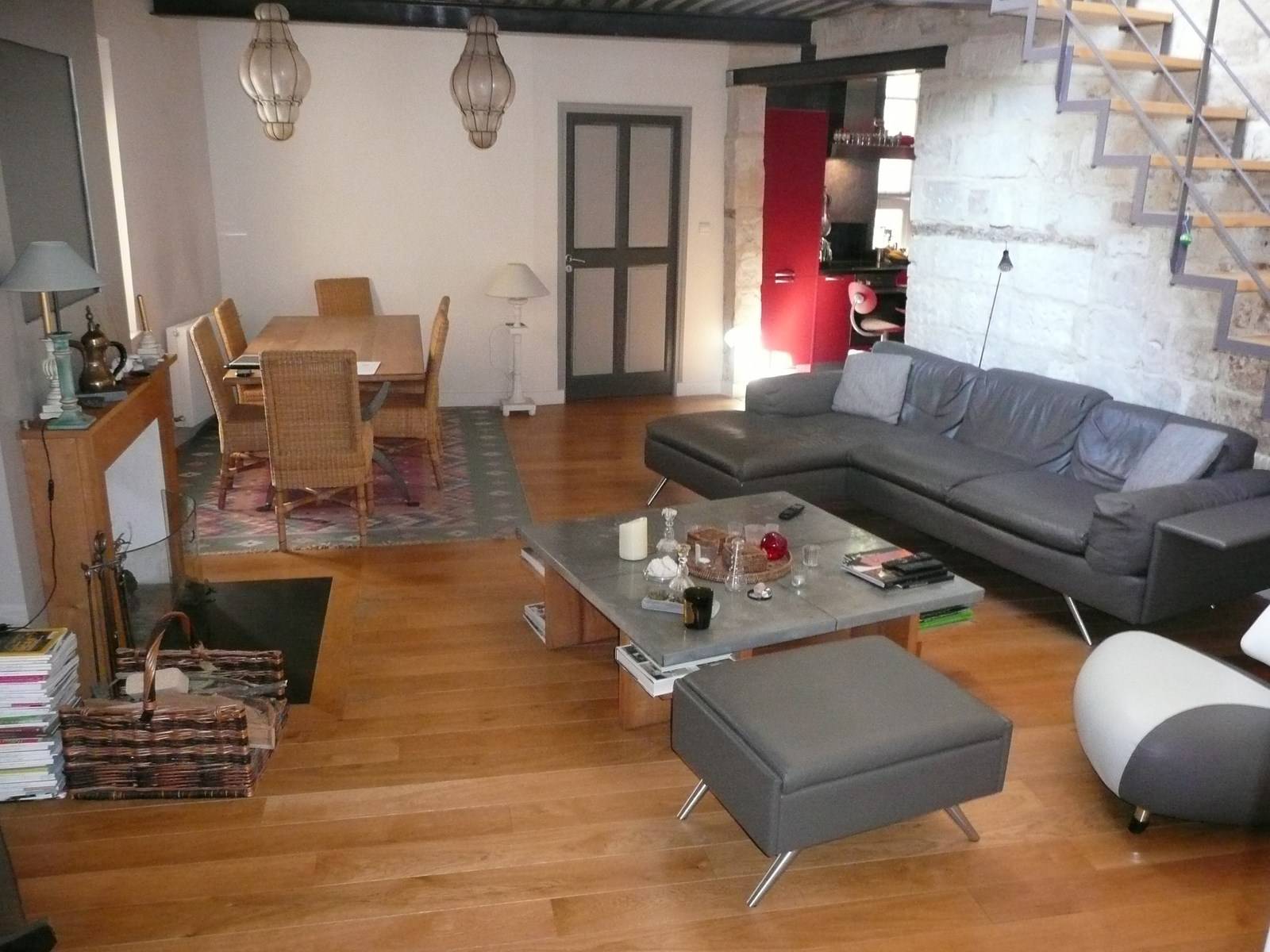 Centre historique d'Avignon immeuble restauré à la vente