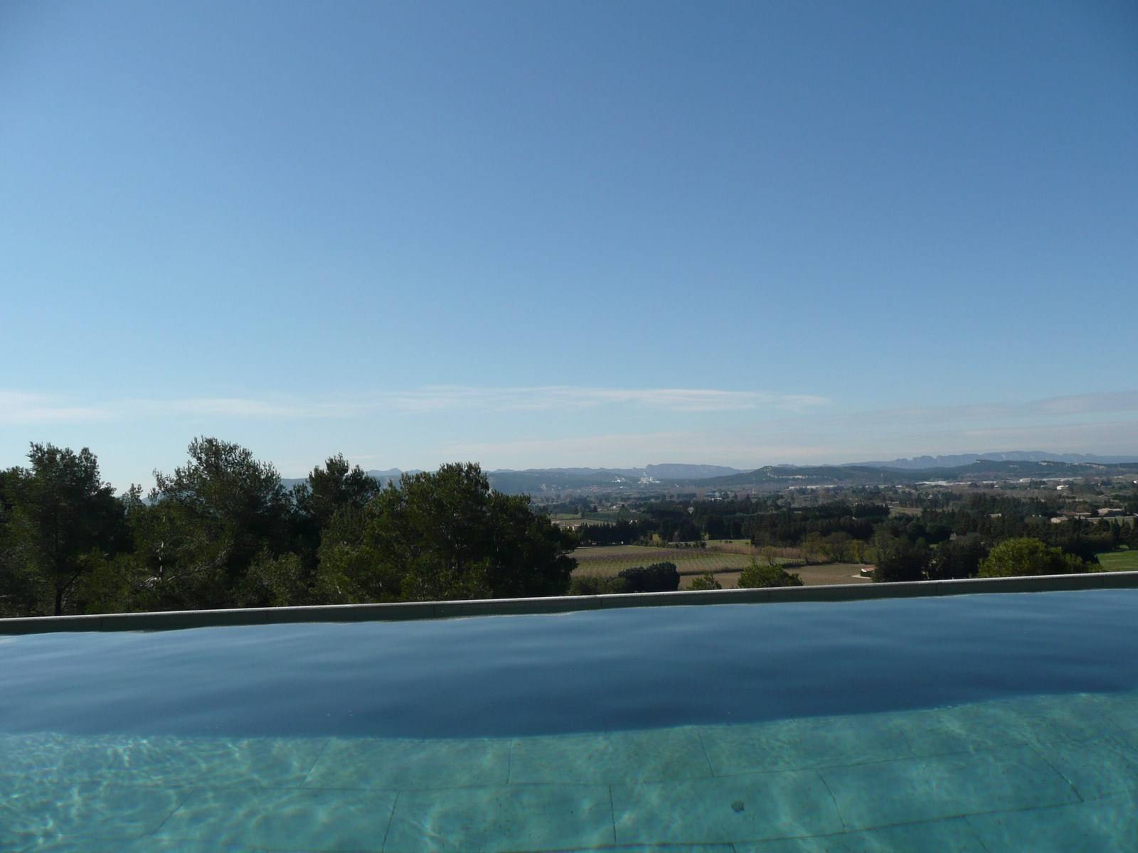 Luxueuse villa avec piscine à débordement