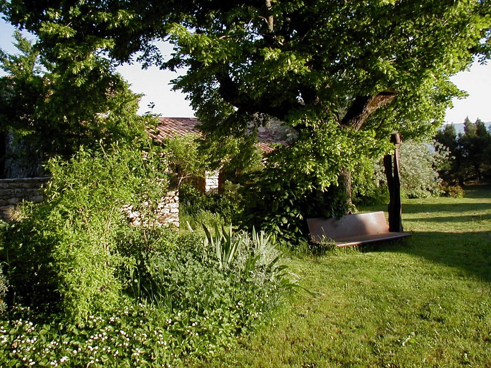 Viens à vendre maison de hameau avec piscine