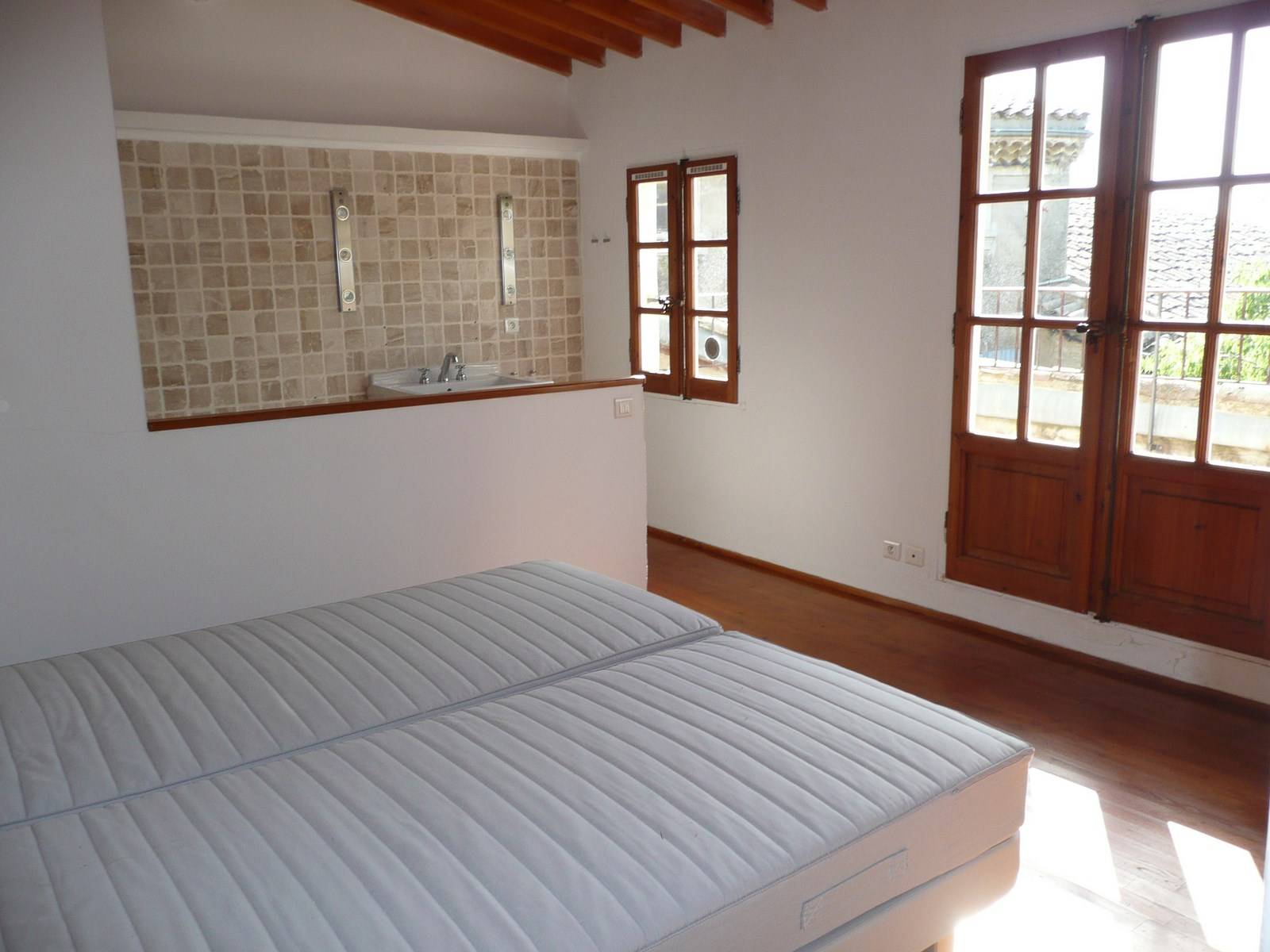 Maison de village à vendre avec terrasse dans le Luberon