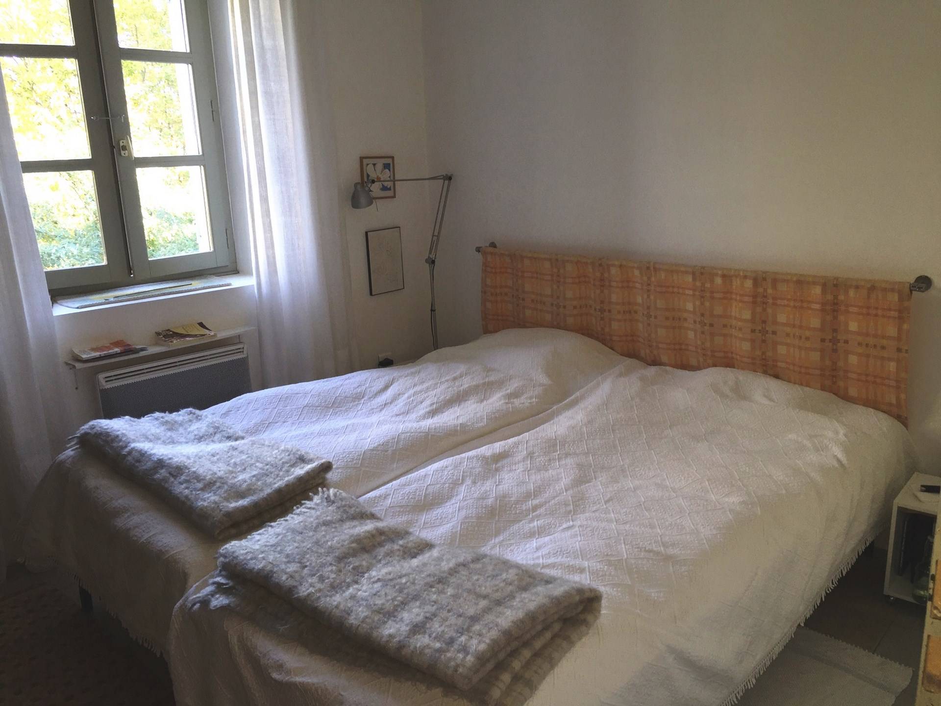 Menerbes à vendre maison de village entièrement rénovée