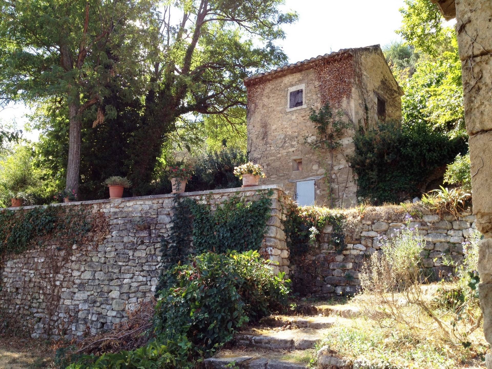 Demeure de Village  à vendre à Menerbes avec une superbe vue
