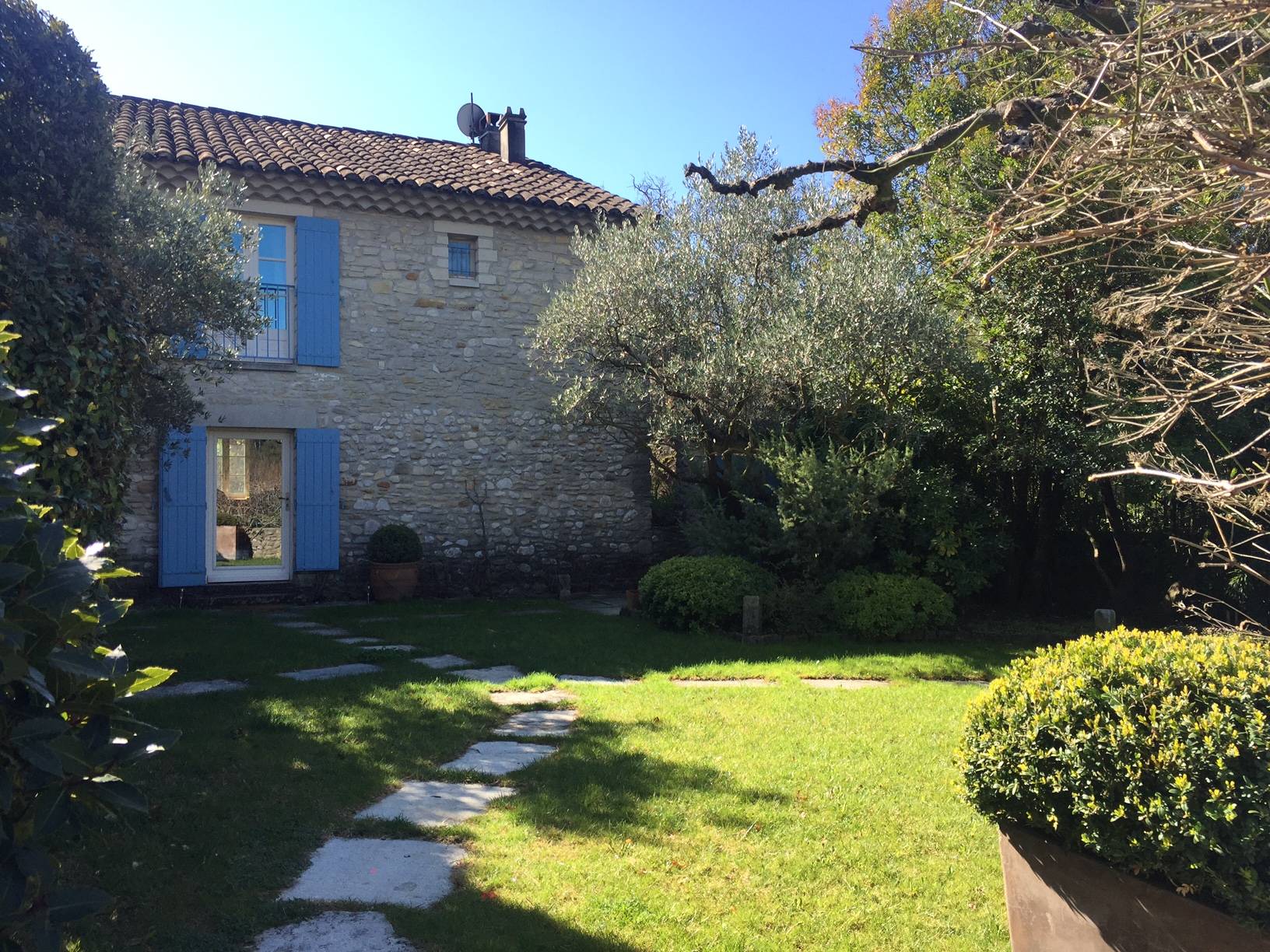 A vendre mas en pierre restauré à Vaison la Romaine