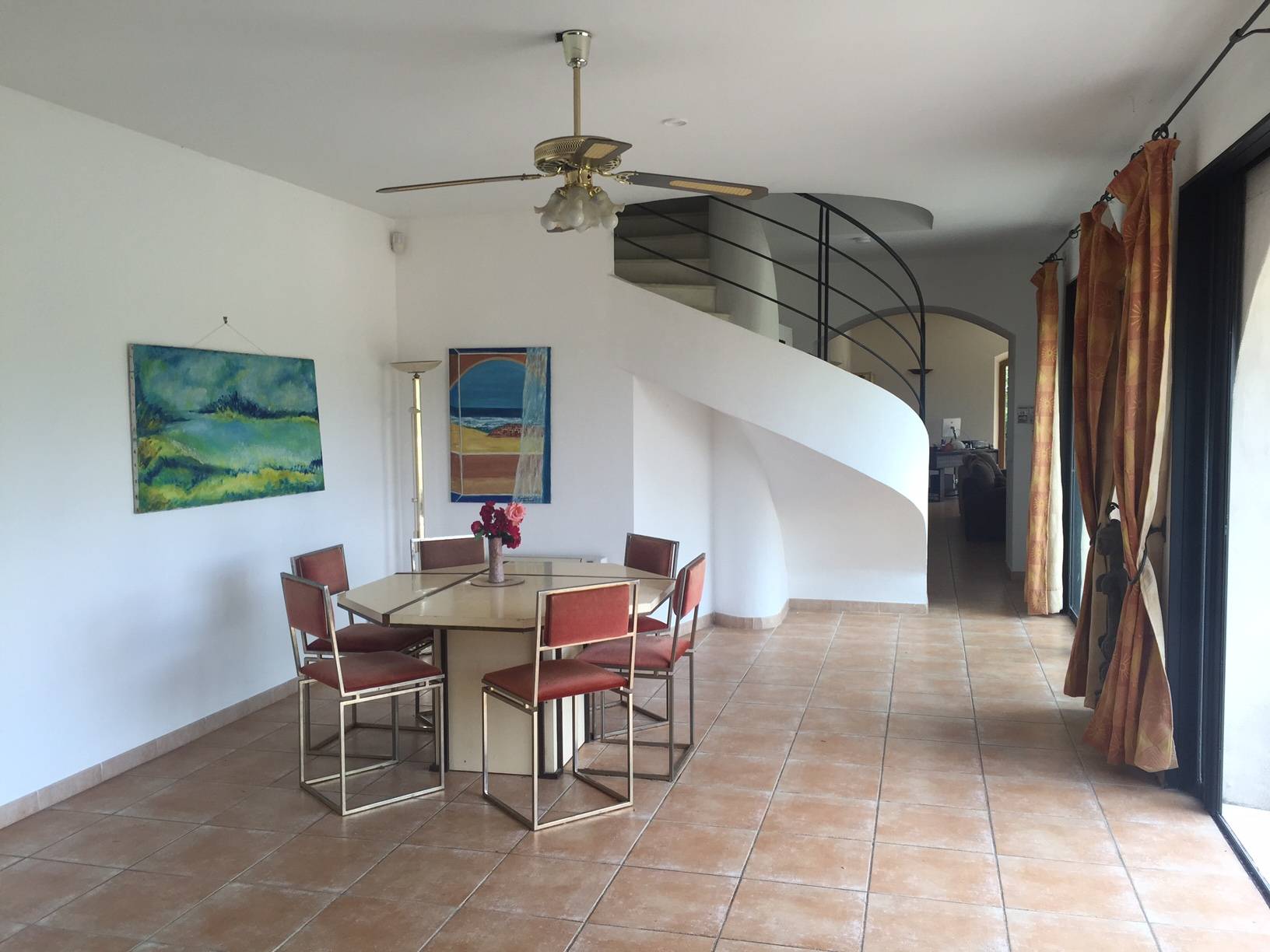 Maison de village à Menerbes avec maison d'amis jardin et piscine