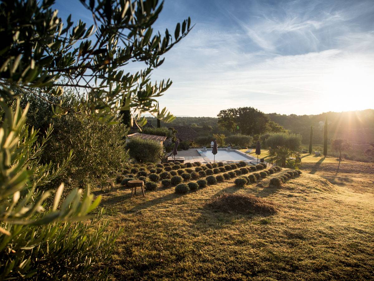 Propriété à la vente à Oppède avec vue panoramique