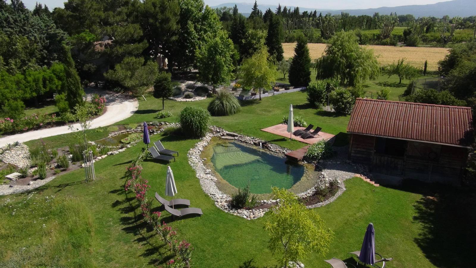 Propriété exploitée en chambres d’hôtes à la vente proche du Luberon