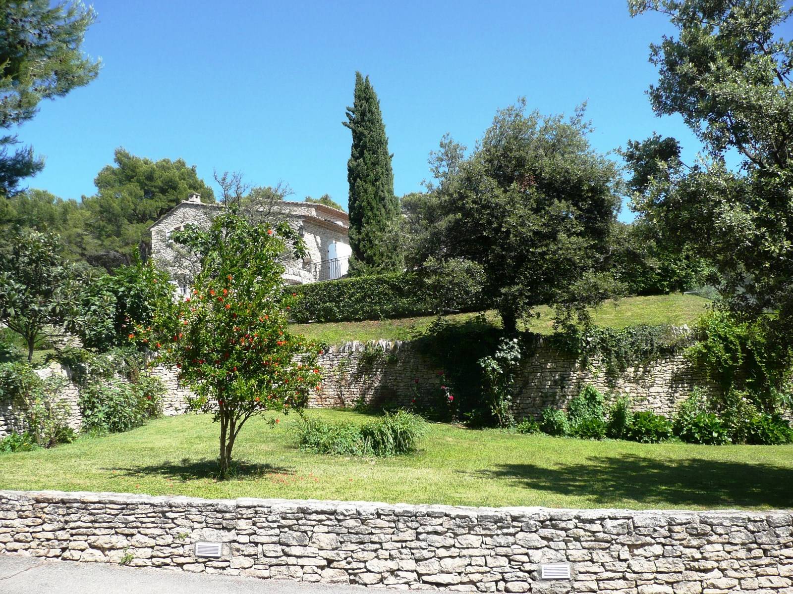 A vendre propriété avec vue dans le Luberon