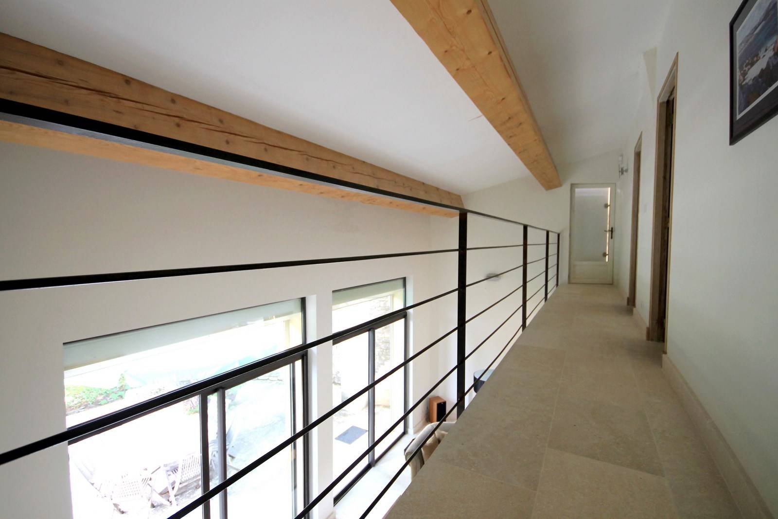 Maison contemporaine de prestige dans le Luberon