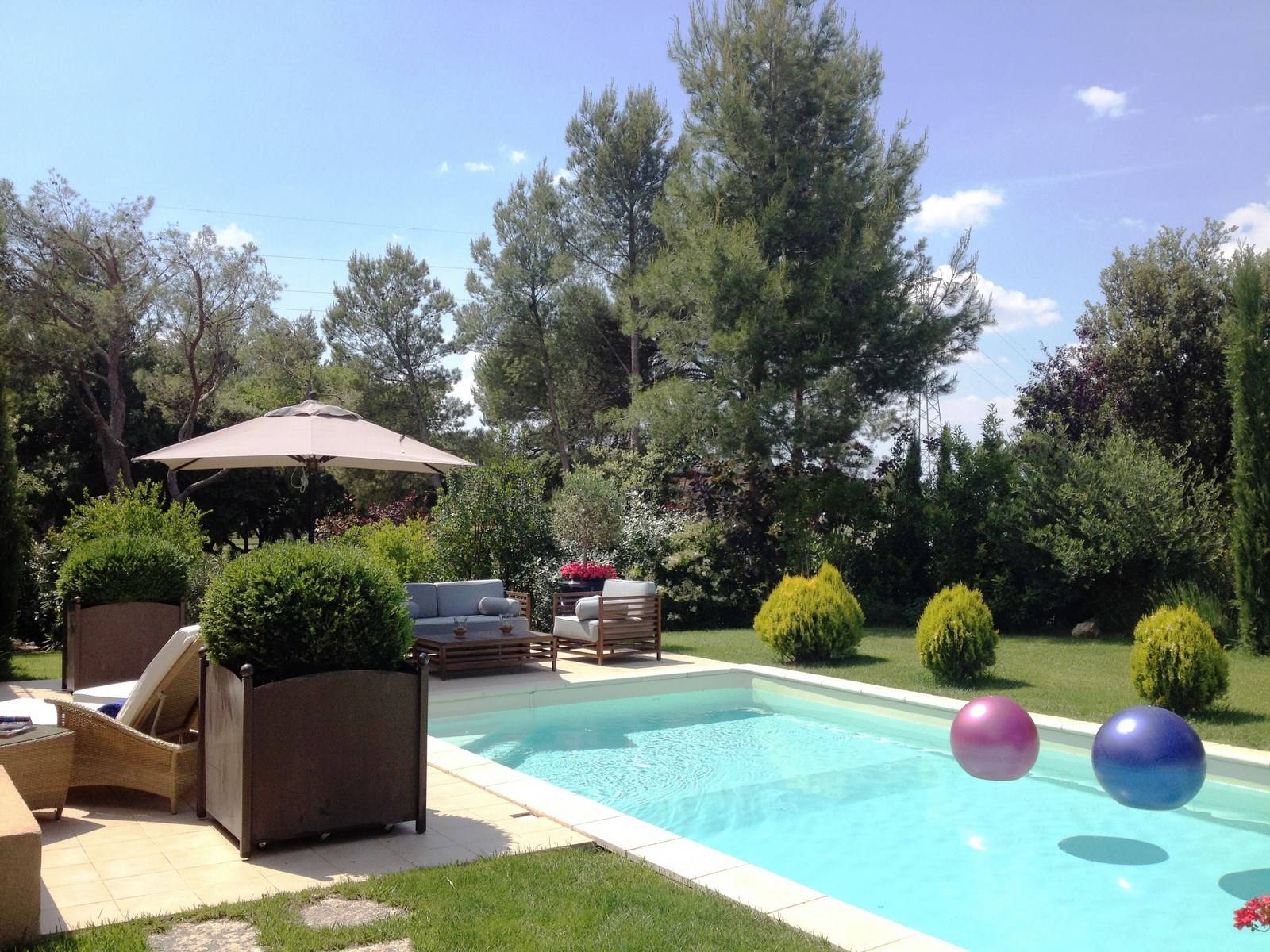 Maison sur le golf avec jardin et piscine