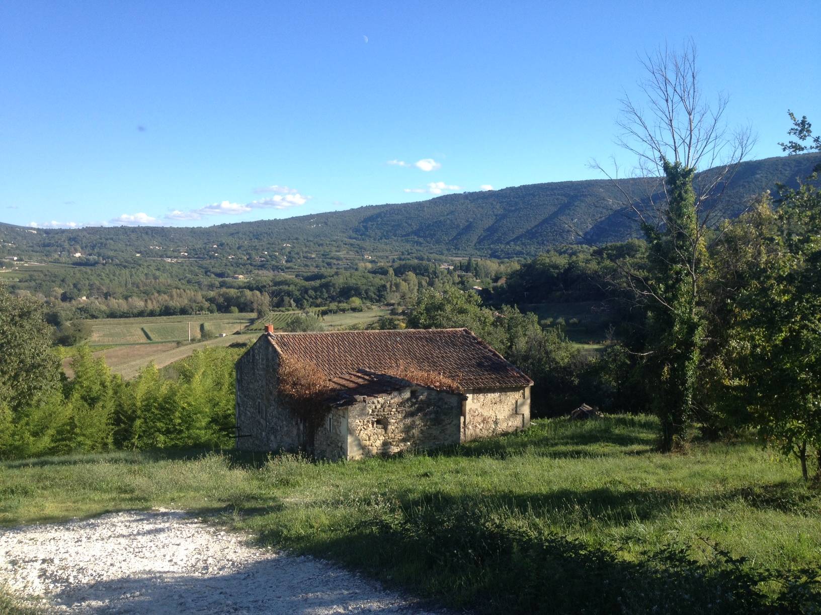 Mas à restaurer à vendre à Lacoste