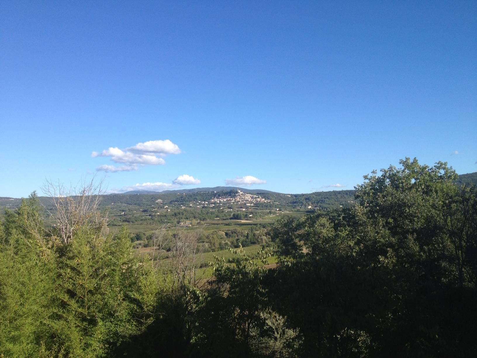 Maison à vendre à Lacoste avec une vue panoramique