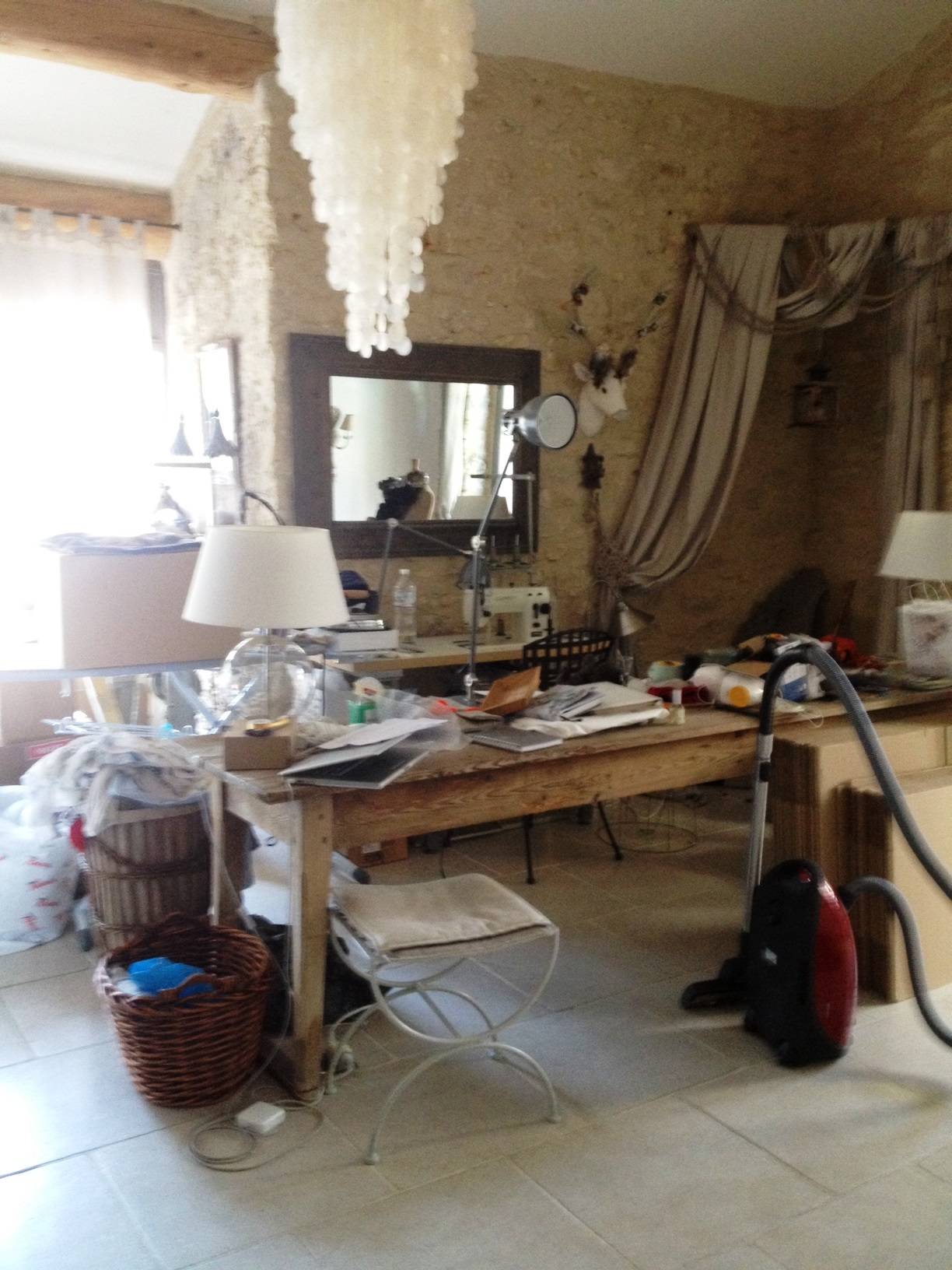 Maison de hameau à vendre à Menerbes avec un jardin et une piscine