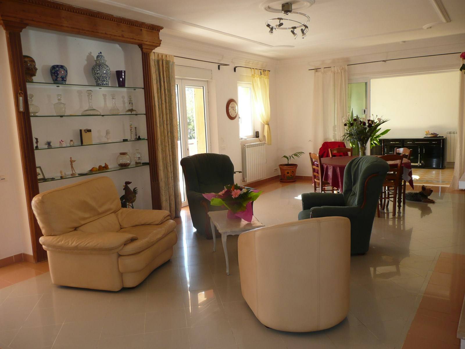 Les ocres de Roussillon comme décor dans cette propriété à la vente