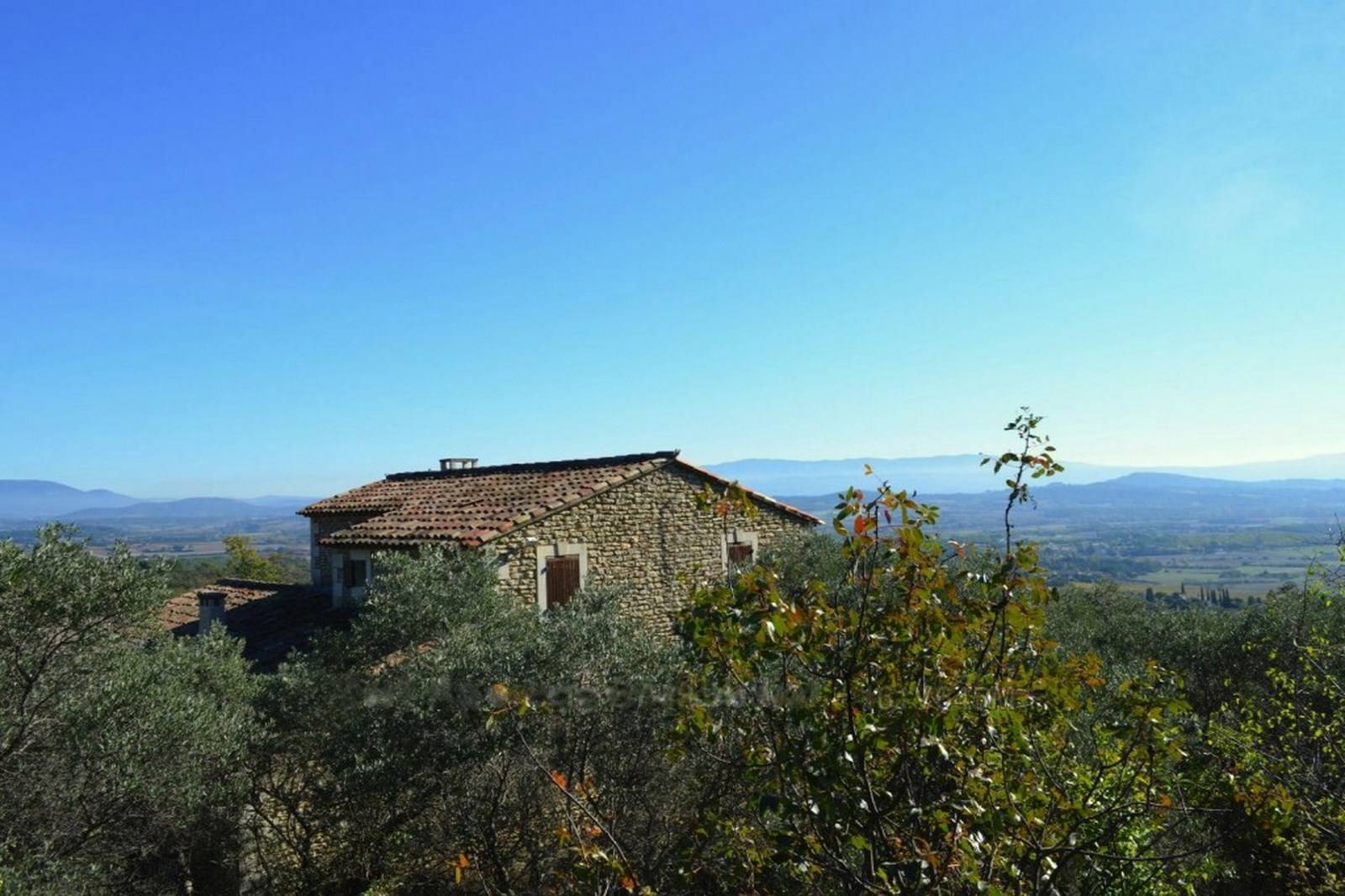 Vente d'une maison à Gordes avec vue panoramique