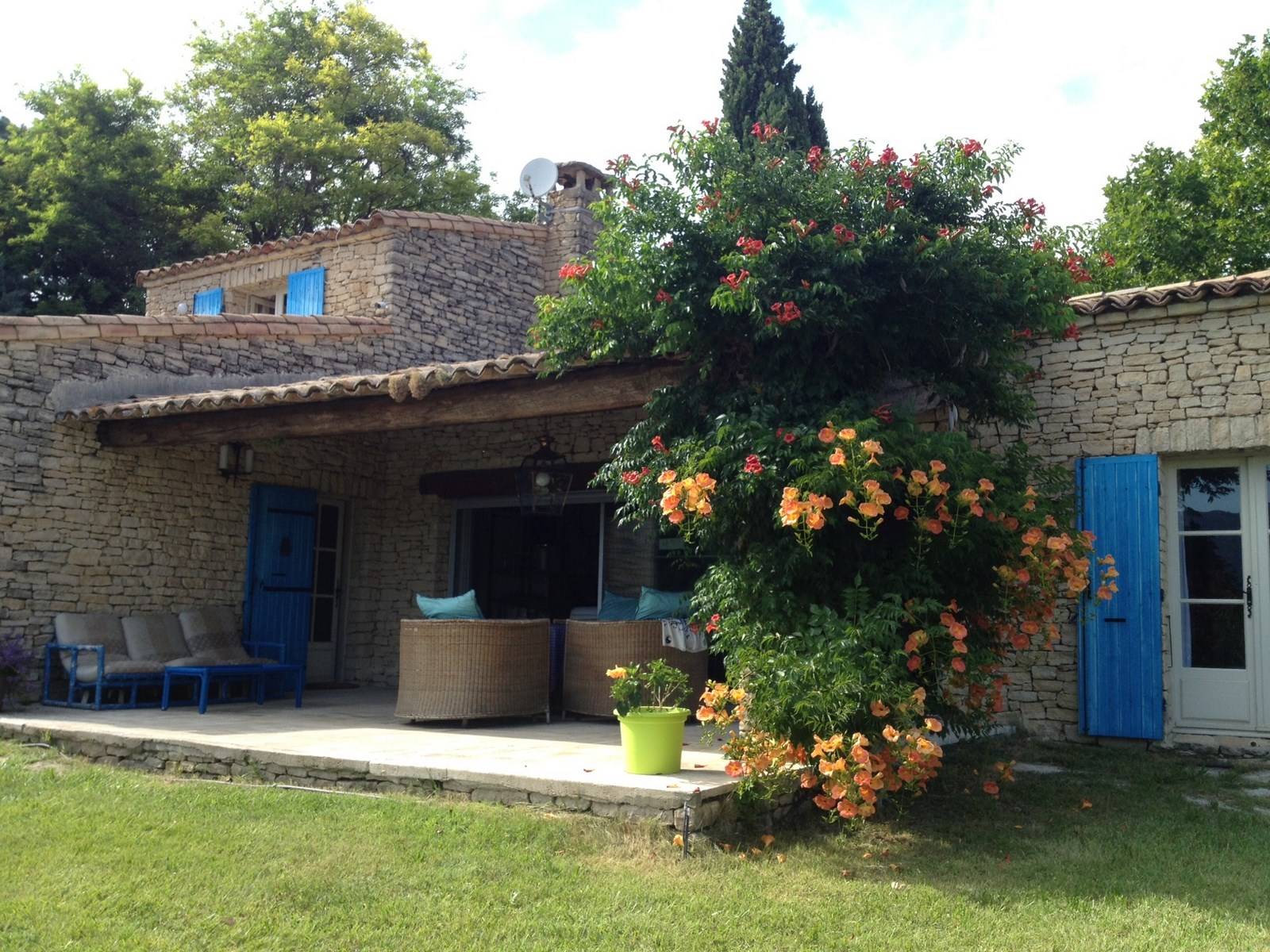 Mas en pierre à vendre à Gordes