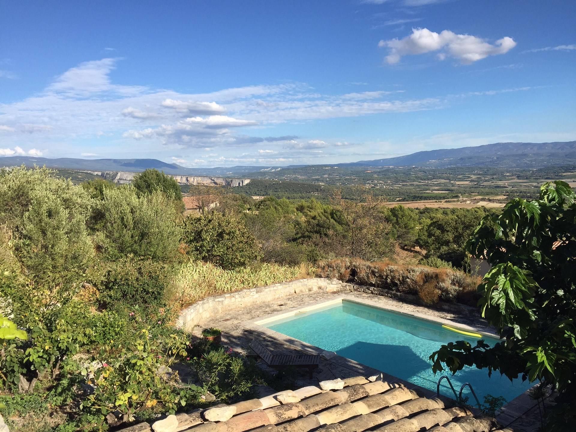 Ancienne bergerie rénovée avec vue à la vente près de Gordes