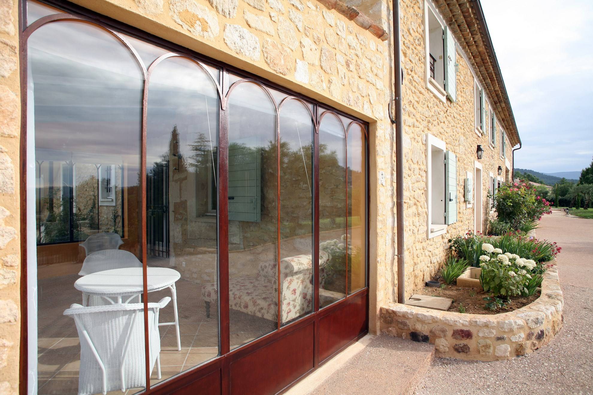 Charme et caractère dans ce mas à vendre à Roussillon